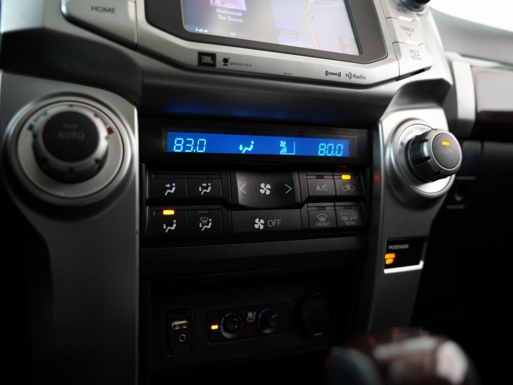 Toyota 4Runner TRD Off Road Premium 4WD (Natl) 2017