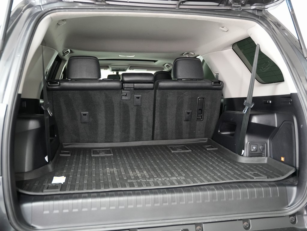 Toyota 4Runner TRD Off Road Premium 4WD (Natl) 2017