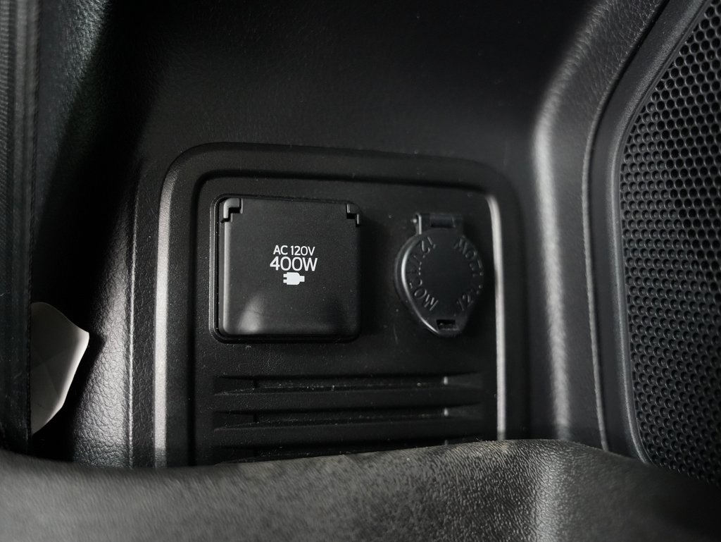 Toyota 4Runner TRD Off Road Premium 4WD (Natl) 2017