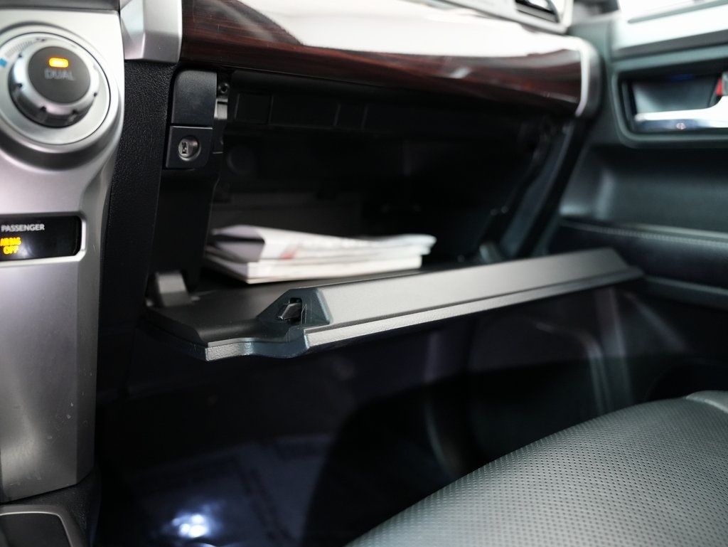 Toyota 4Runner TRD Off Road Premium 4WD (Natl) 2017