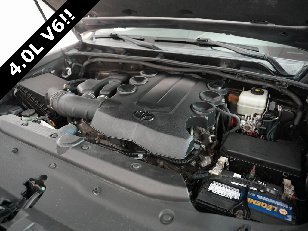 Toyota 4Runner TRD Off Road Premium 4WD (Natl) 2017