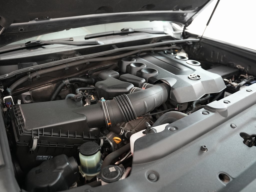 Toyota 4Runner TRD Off Road Premium 4WD (Natl) 2017