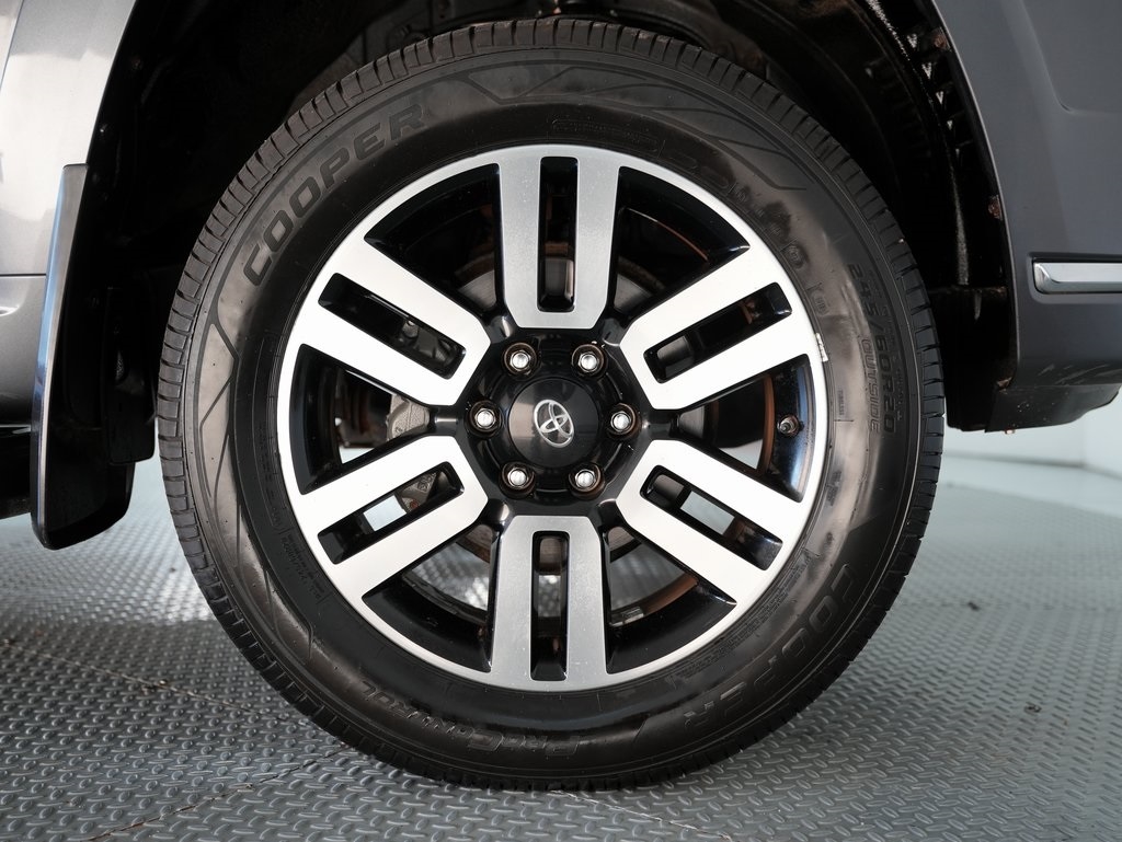 Toyota 4Runner TRD Off Road Premium 4WD (Natl) 2017