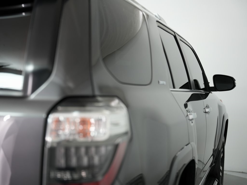 Toyota 4Runner TRD Off Road Premium 4WD (Natl) 2017