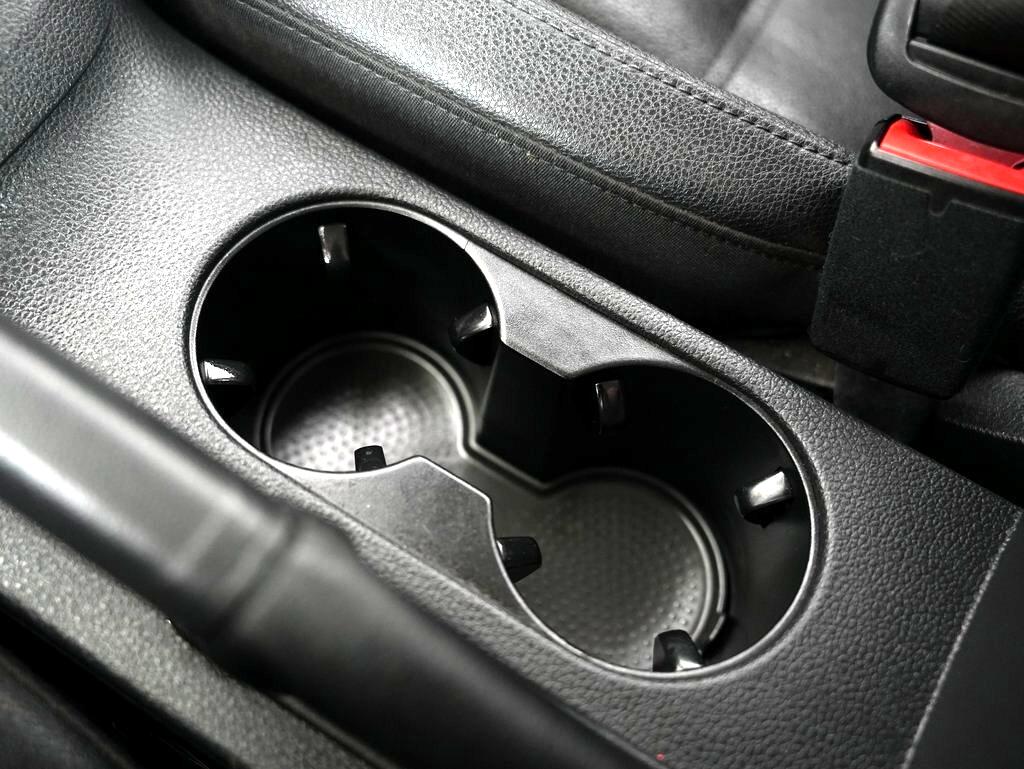 Volkswagen Jetta Sedan 4dr Auto SE PZEV 2012