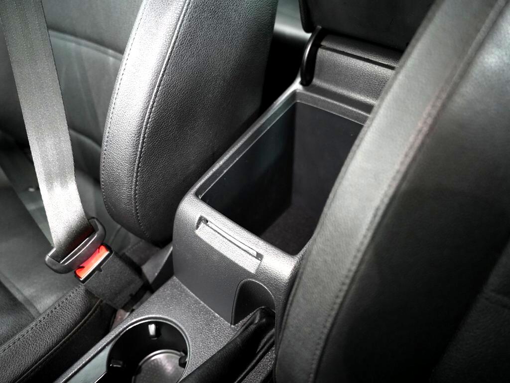 Volkswagen Jetta Sedan 4dr Auto SE PZEV 2012