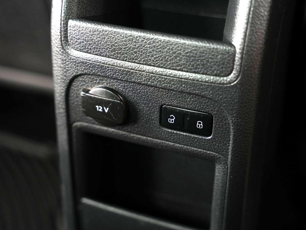 Volkswagen Jetta Sedan 4dr Auto SE PZEV 2012