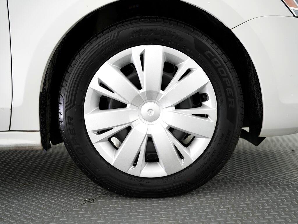 Volkswagen Jetta Sedan 4dr Auto SE PZEV 2012