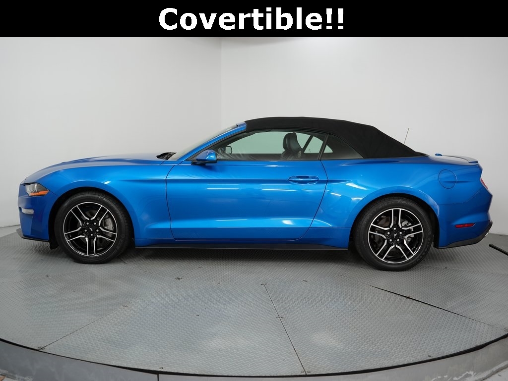 Ford Mustang EcoBoost Convertible 2021