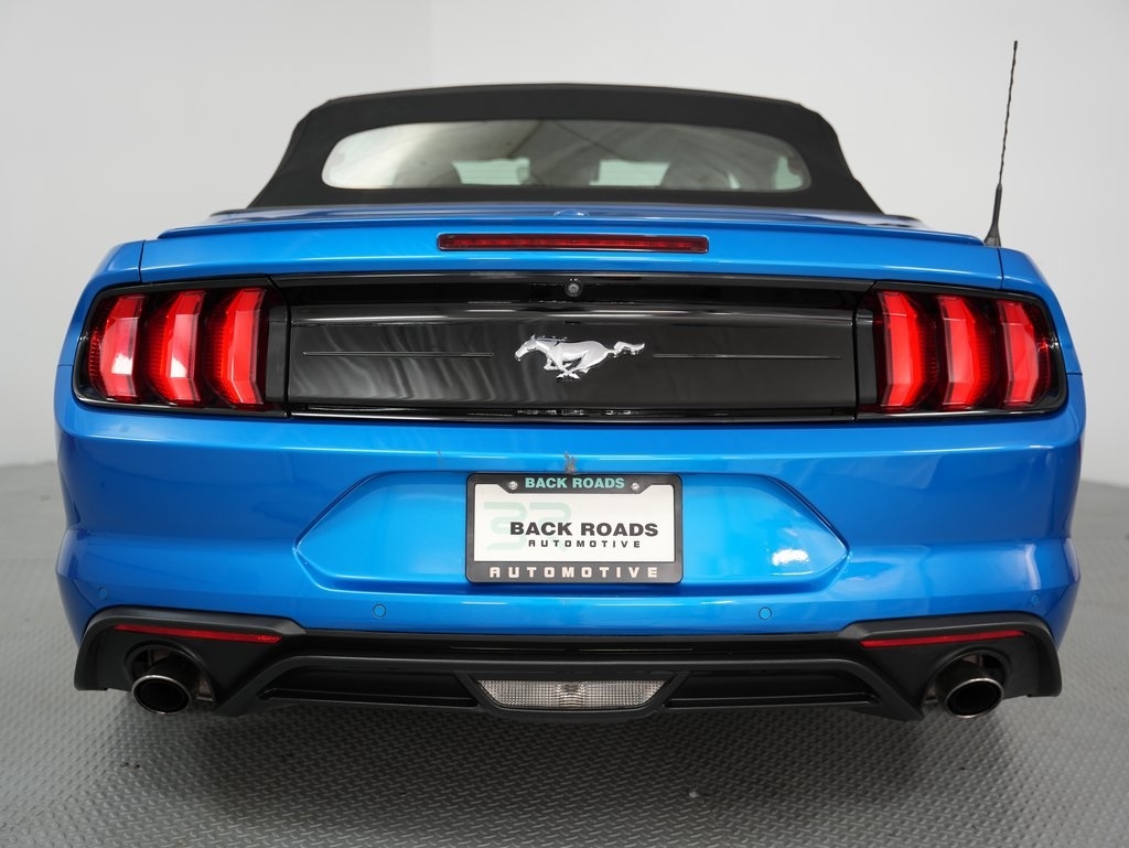 Ford Mustang EcoBoost Convertible 2021