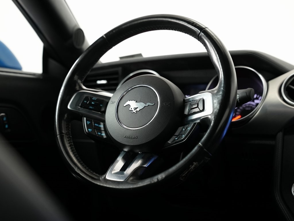 Ford Mustang EcoBoost Convertible 2021