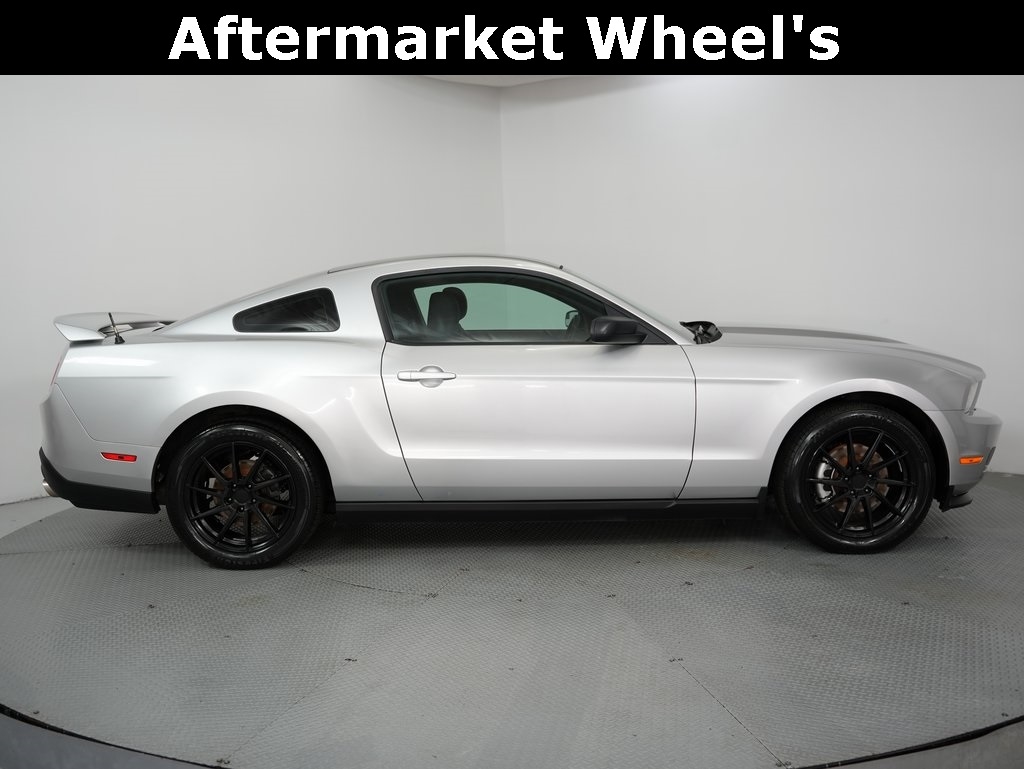 Ford Mustang 2dr Cpe V6 2012