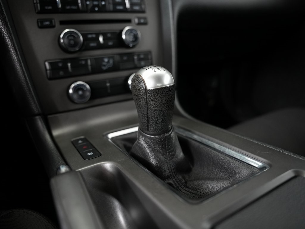 Ford Mustang 2dr Cpe V6 2012