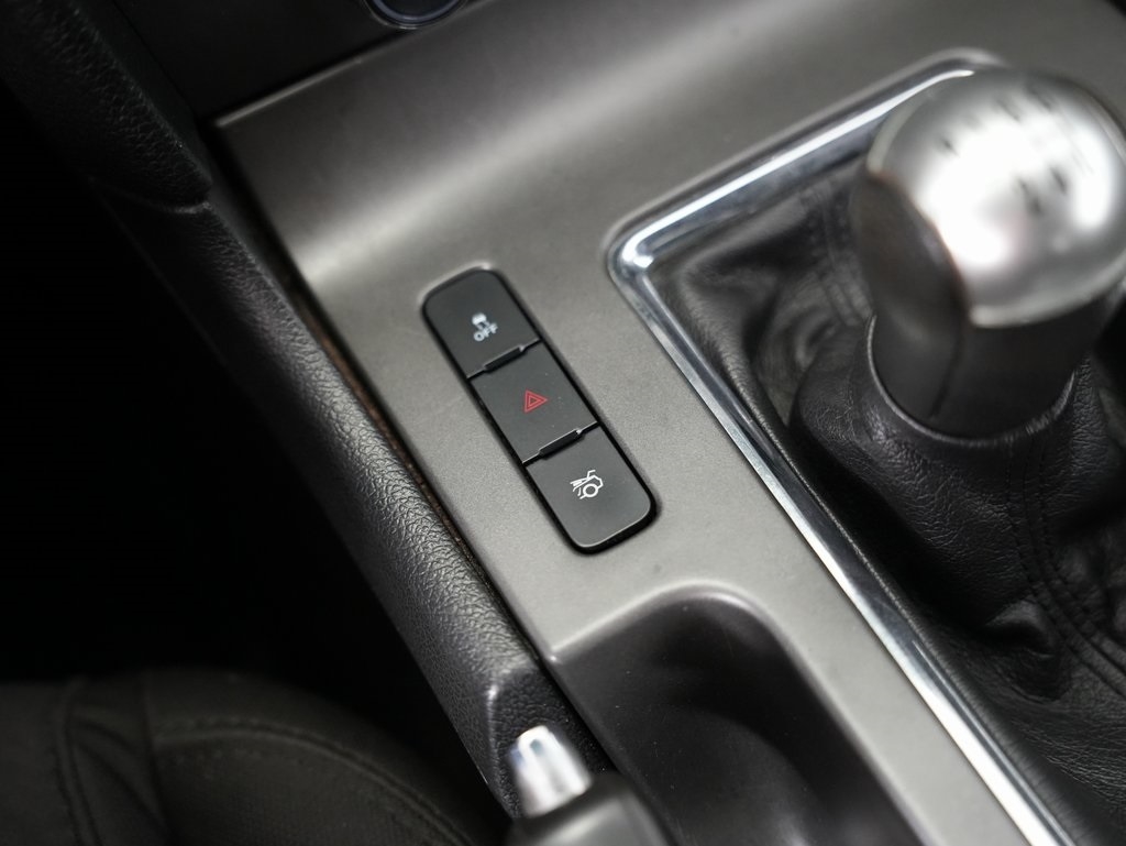 Ford Mustang 2dr Cpe V6 2012