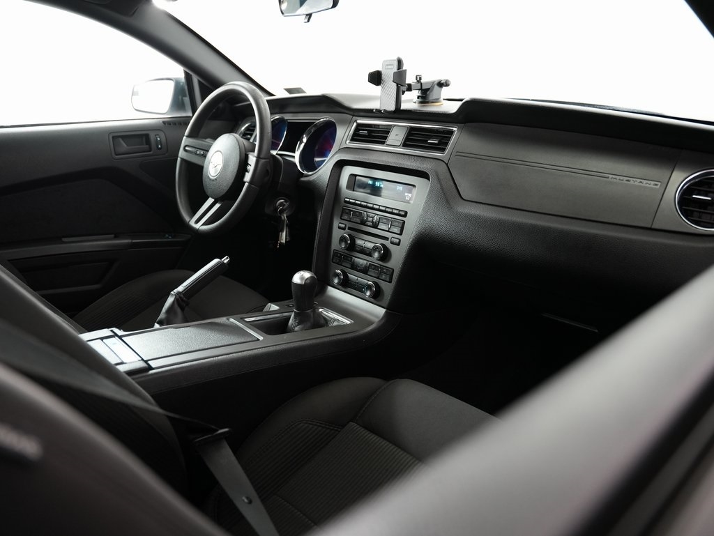 Ford Mustang 2dr Cpe V6 2012