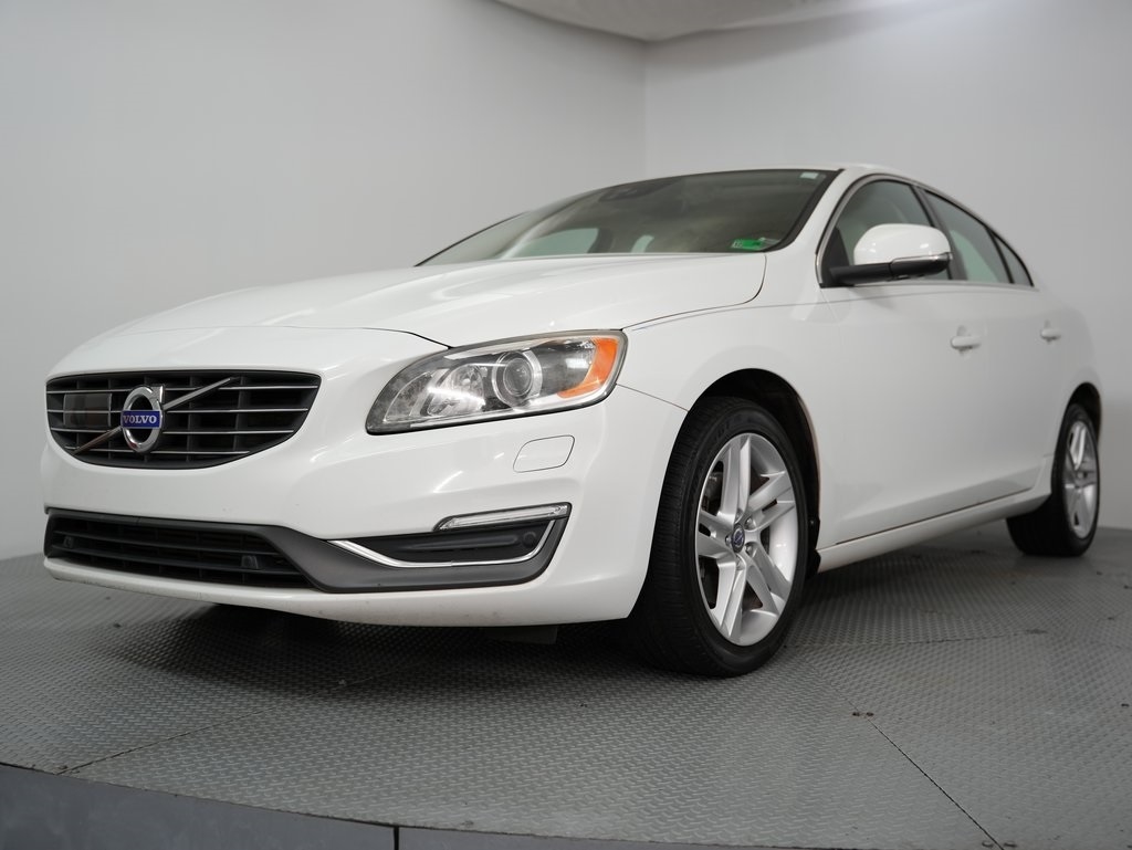 Volvo S60 2015.5 4dr Sdn T5 Drive-E Platinum FWD 2015