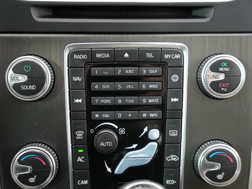 Volvo S60 2015.5 4dr Sdn T5 Drive-E Platinum FWD 2015