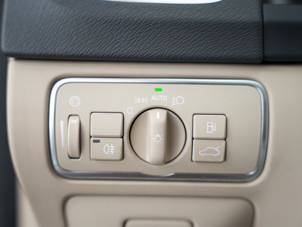 Volvo S60 2015.5 4dr Sdn T5 Drive-E Platinum FWD 2015