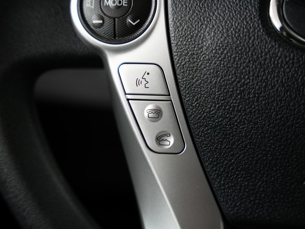 Toyota Prius c 5dr HB Three (Natl) 2015