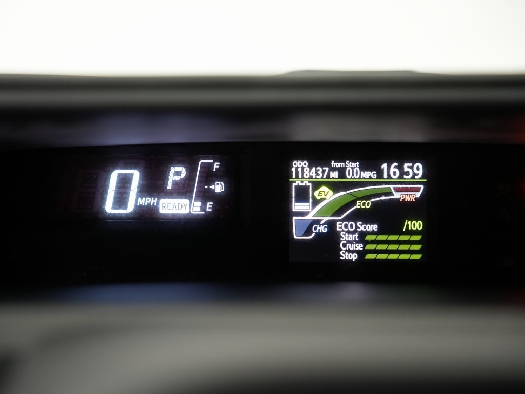 Toyota Prius c 5dr HB Three (Natl) 2015