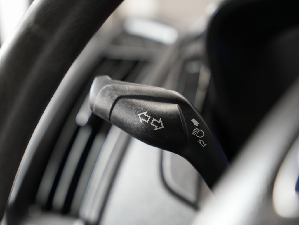 Ford Transit Cargo Van T-250 130" Low Rf 9000 GVWR Swing-Out RH Dr 2016