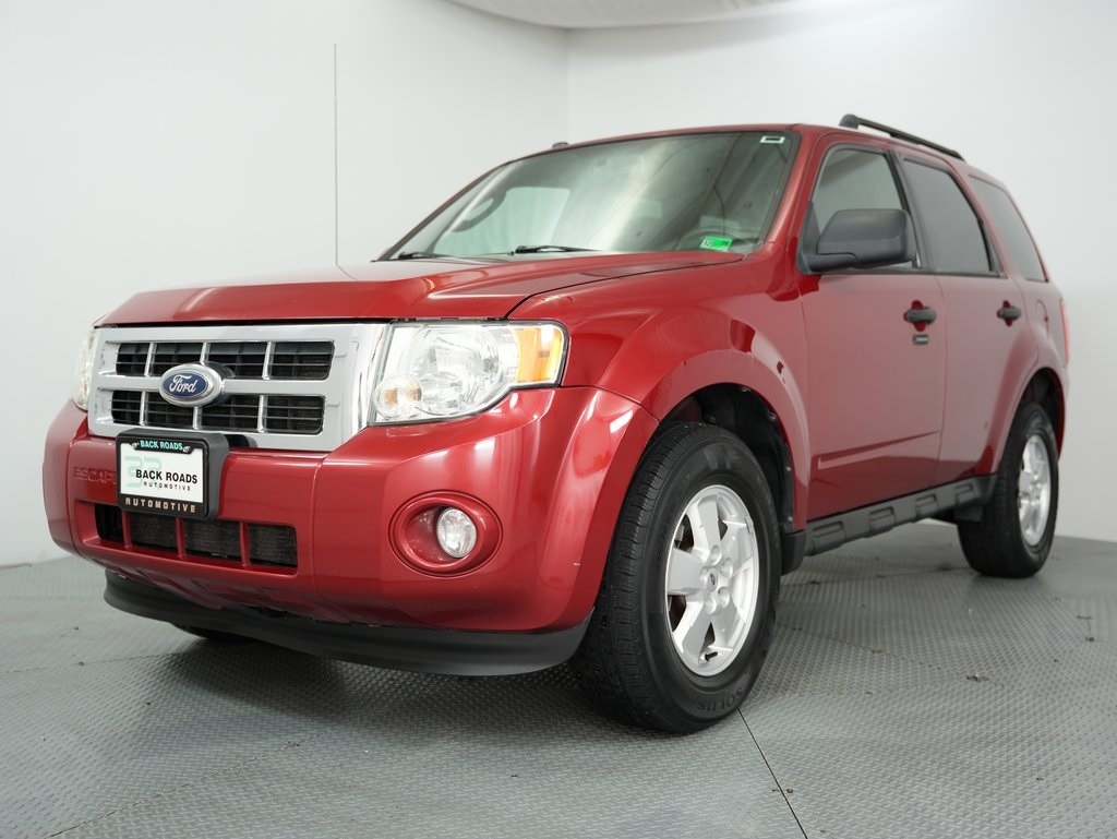 Ford Escape FWD 4dr XLT 2010