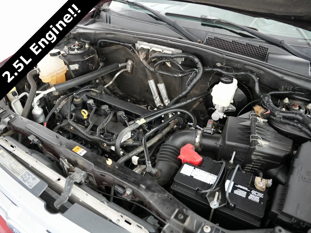 Ford Escape FWD 4dr XLT 2010