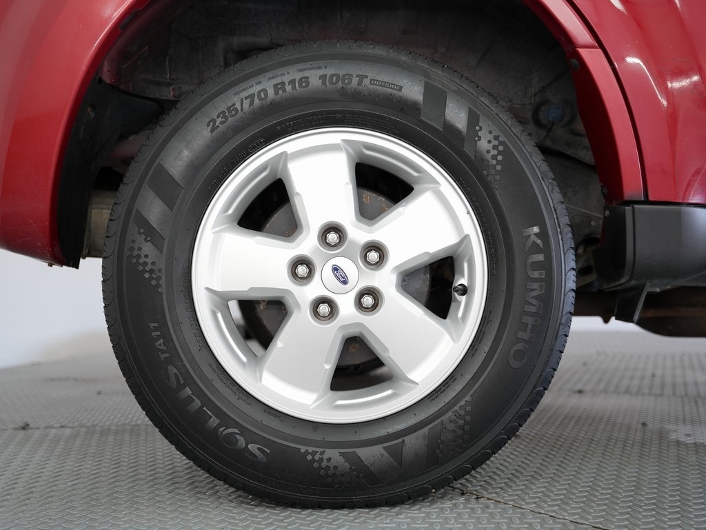 Ford Escape FWD 4dr XLT 2010