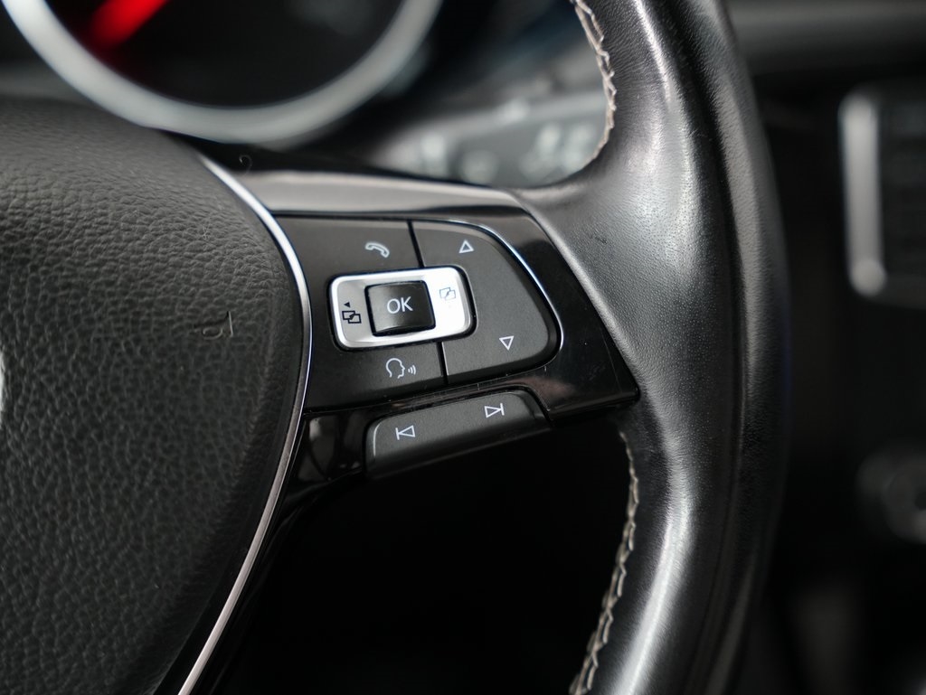 Volkswagen Jetta Sedan 4dr Man 1.8T Sport PZEV 2016