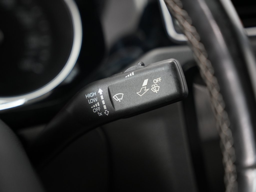 Volkswagen Jetta Sedan 4dr Man 1.8T Sport PZEV 2016