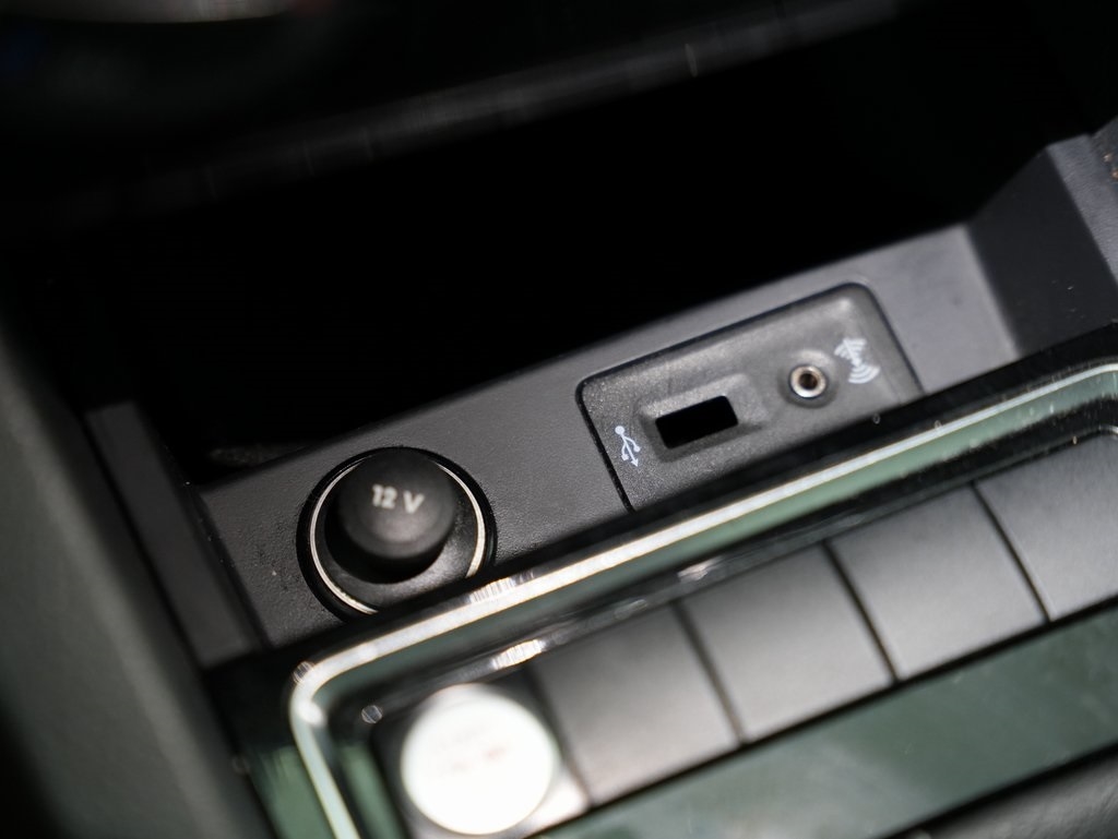 Volkswagen Jetta Sedan 4dr Man 1.8T Sport PZEV 2016