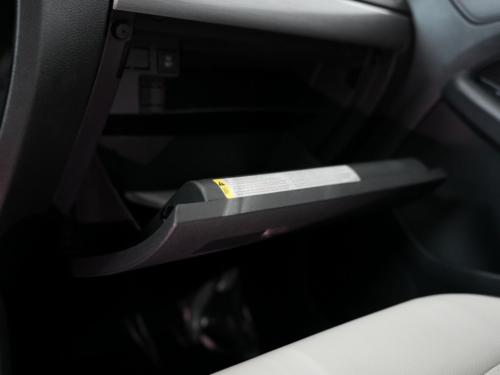 Volkswagen Jetta Sedan 4dr Man 1.8T Sport PZEV 2016