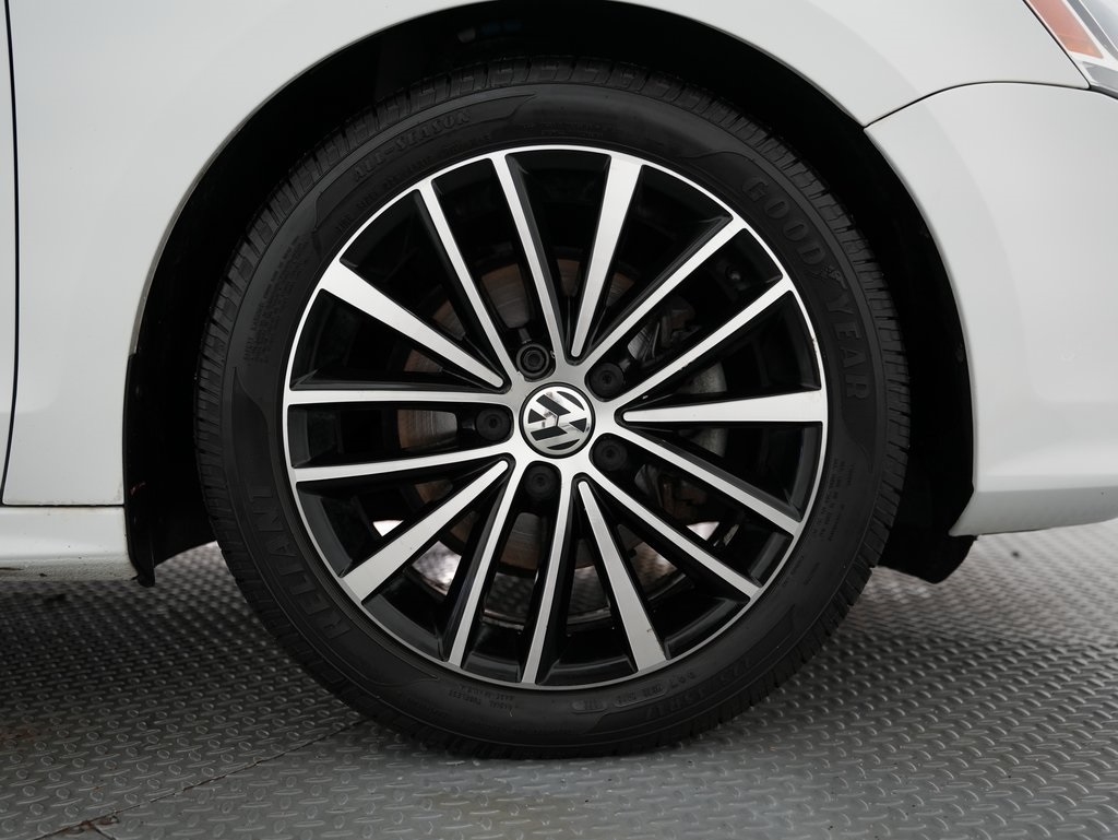 Volkswagen Jetta Sedan 4dr Man 1.8T Sport PZEV 2016