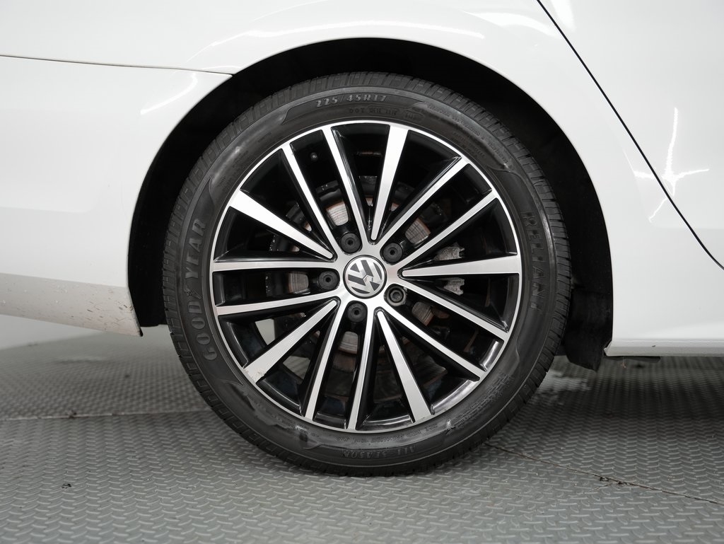 Volkswagen Jetta Sedan 4dr Man 1.8T Sport PZEV 2016