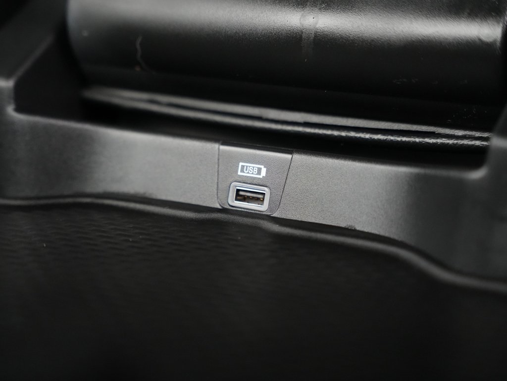 RAM 1500 Big Horn 4x4 Crew Cab 5'7" Box 2021