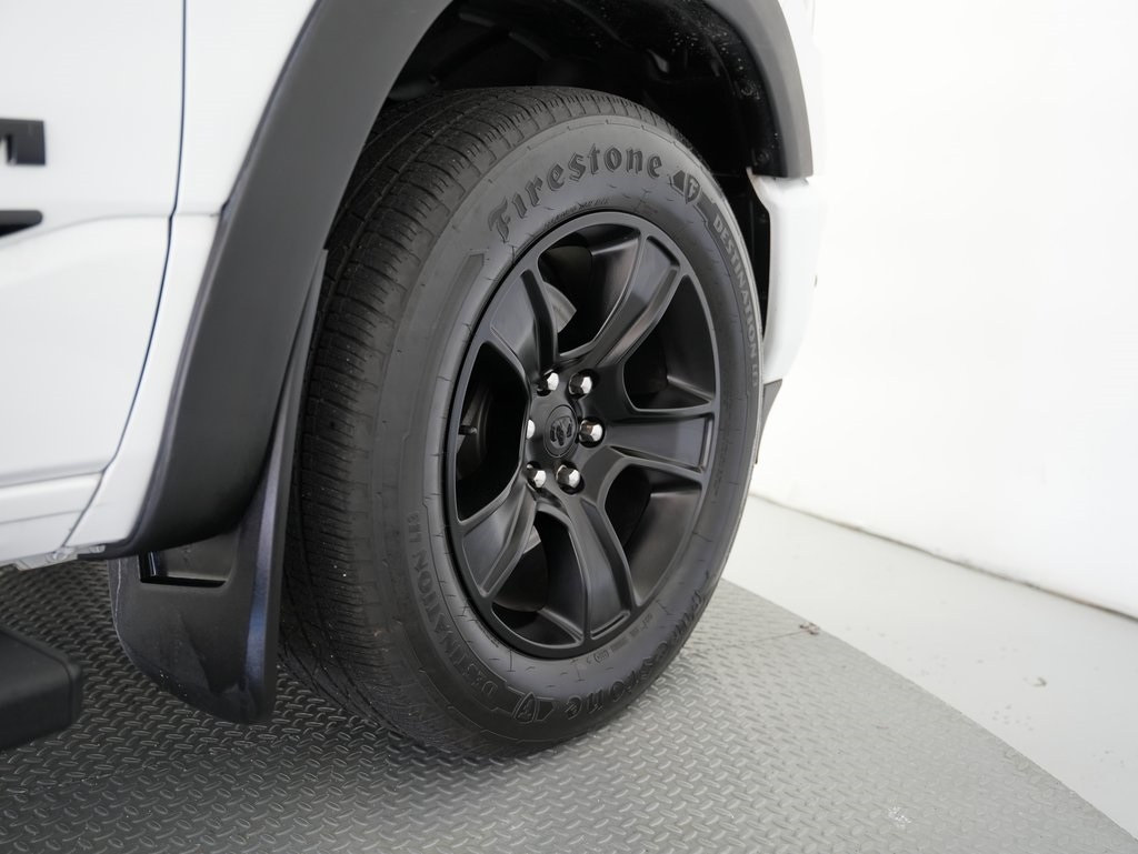 RAM 1500 Big Horn 4x4 Crew Cab 5'7" Box 2021