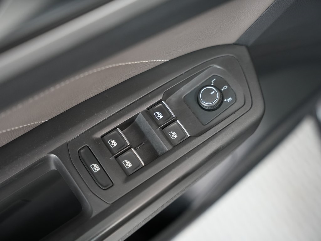 Volkswagen Atlas 2.0T SE FWD 2022