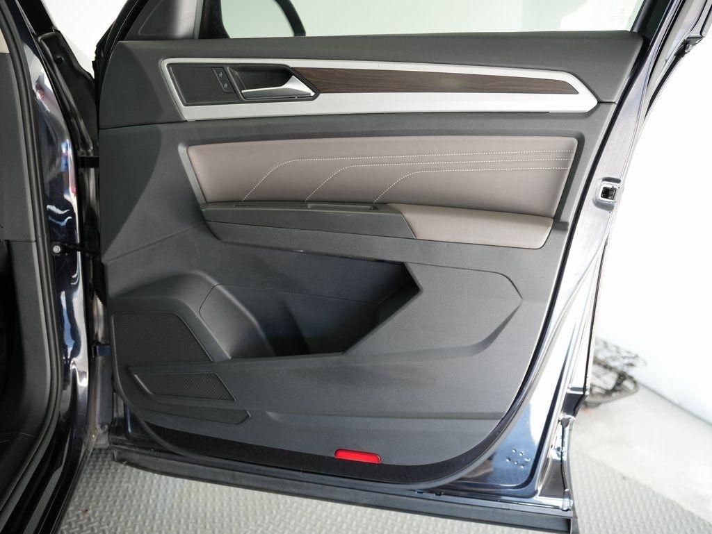 Volkswagen Atlas 2.0T SE FWD 2022