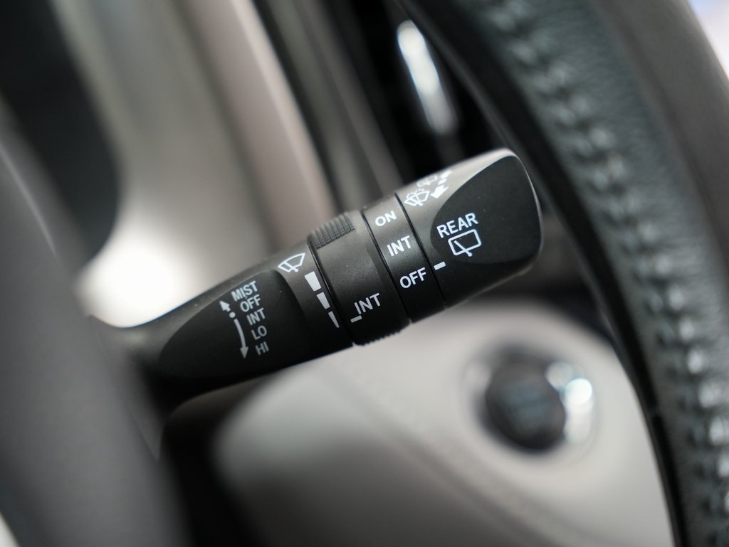 Toyota RAV4 FWD 4dr Limited (Natl) 2015