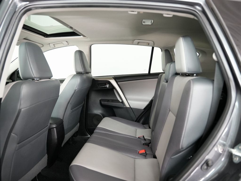 Toyota RAV4 FWD 4dr Limited (Natl) 2015