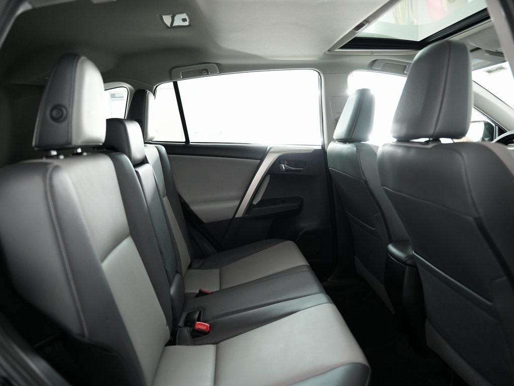 Toyota RAV4 FWD 4dr Limited (Natl) 2015