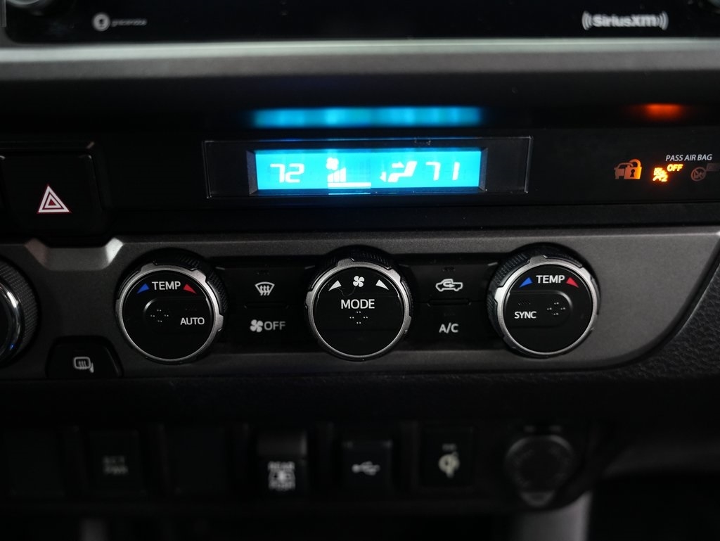 Toyota Tacoma 4WD TRD Off Road Double Cab 6' Bed V6 AT (Natl) 2021