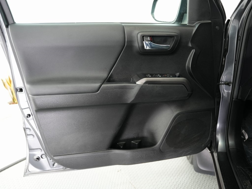 Toyota Tacoma 4WD TRD Off Road Double Cab 6' Bed V6 AT (Natl) 2021