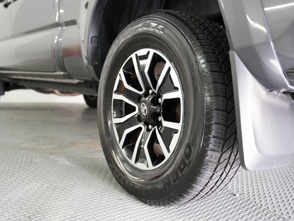 Toyota Tacoma 4WD TRD Off Road Double Cab 6' Bed V6 AT (Natl) 2021