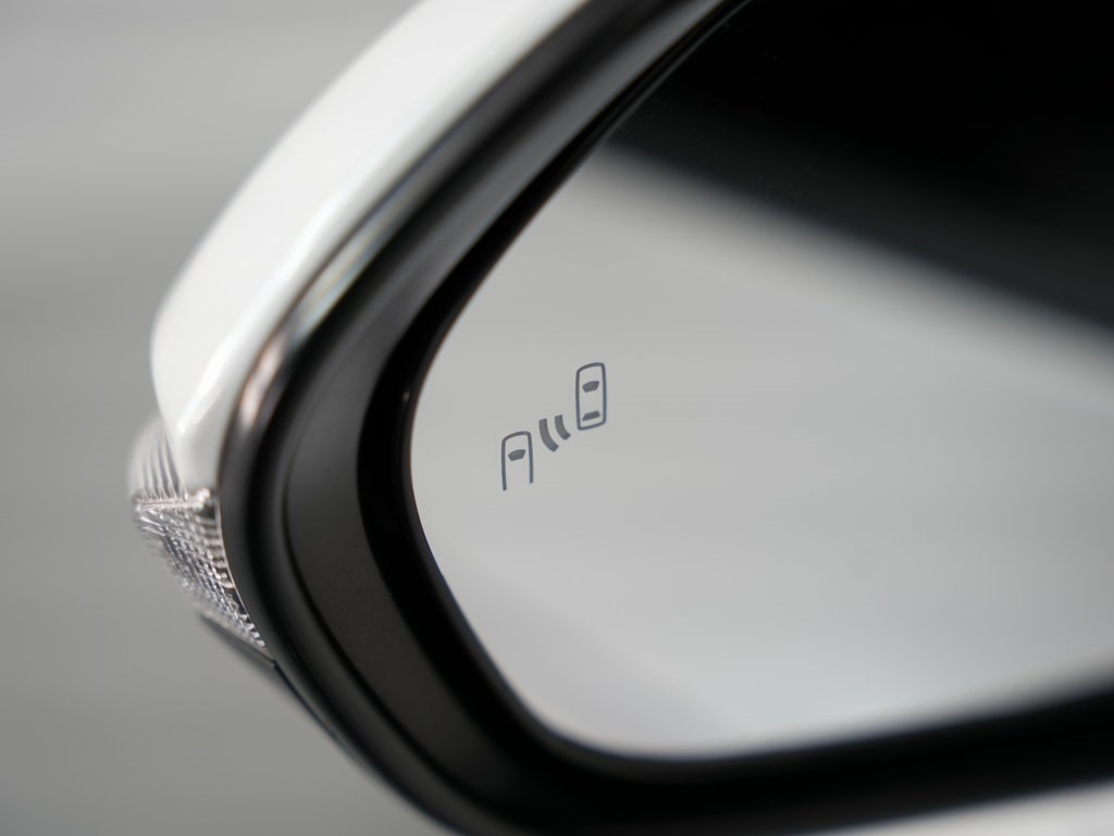 Toyota Corolla Hatchback XSE CVT (Natl) 2022