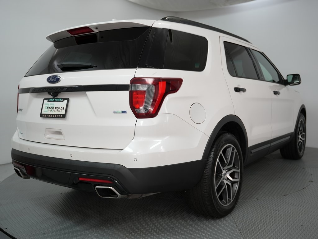 Ford Explorer 4WD 4dr Sport 2016