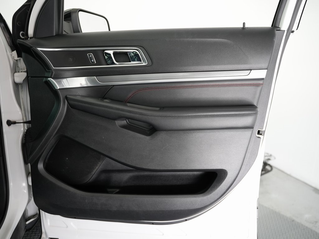 Ford Explorer 4WD 4dr Sport 2016