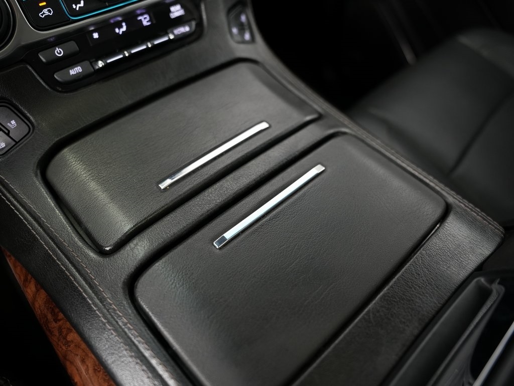 Chevrolet Tahoe 2WD 4dr Premier 2017