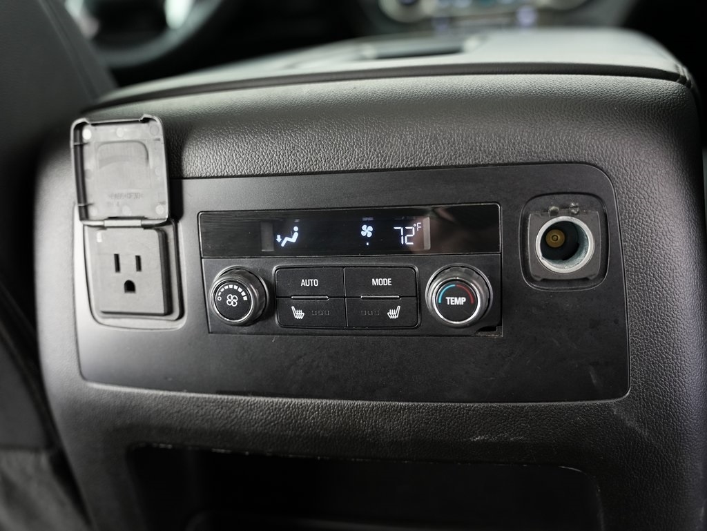 Chevrolet Tahoe 2WD 4dr Premier 2017