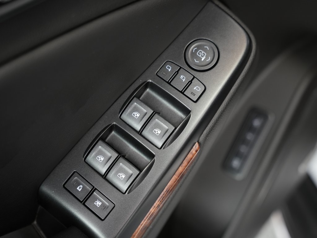 Chevrolet Tahoe 2WD 4dr Premier 2017